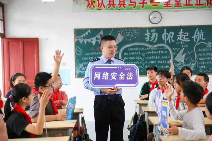 如皋市下原镇：“e起护苗” 筑牢网络“防火墙”
