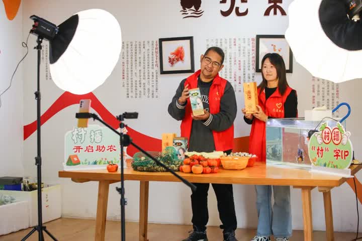 3！2！1！上链接！如皋东陈助农直播助力乡村振兴跑出“加速度”